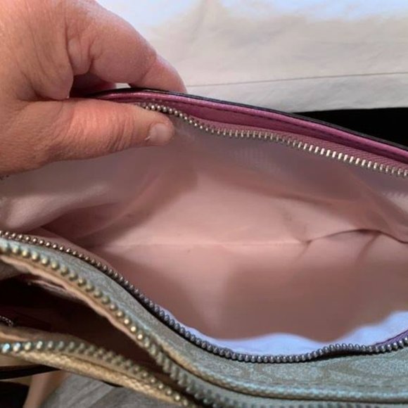 Coach purse shoulder/crossbody - Picture 3 of 5